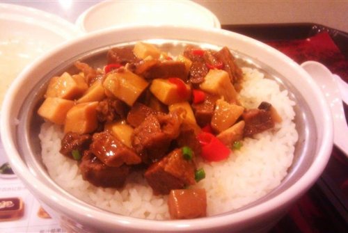香辣牛肉饭