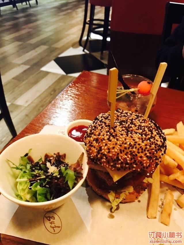 龙虾牛肉汉堡套餐