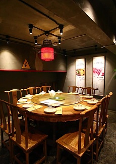 虾满堂羊锅涮肉(人民广场店)餐厅小视频,美食视频大全