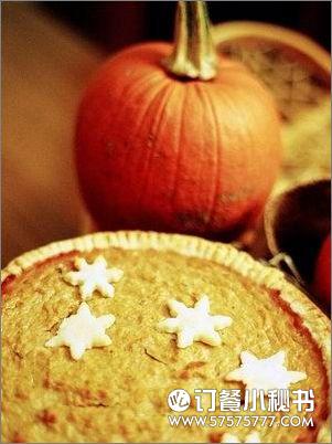 万圣夜的餐桌重头戏 自制南瓜馅饼 - 订餐小秘书