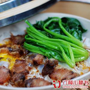 北风中飘香的精华腊肉饭
