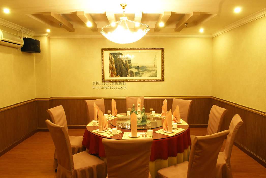 平壤高丽餐厅 黄桦店
