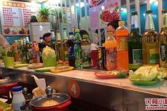 旋转小火锅人均消费_旋转小火锅图片