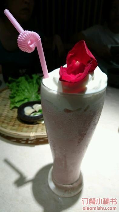 玫瑰奶昔