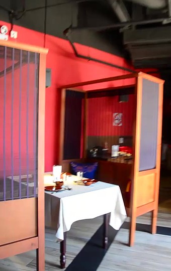 古朴精致的贵州菜餐厅