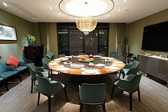 七莘路站 綠雪芽茗居食府